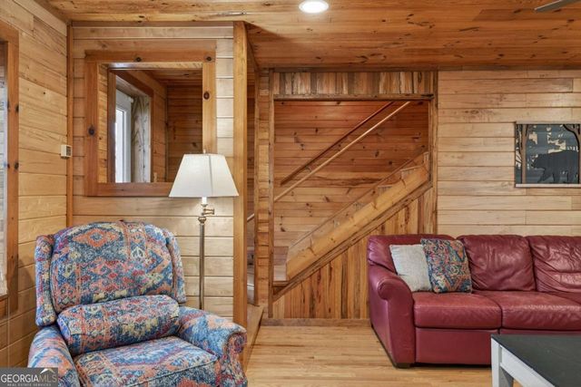 317 Collins Creek Road, Hiawassee, GA 30546