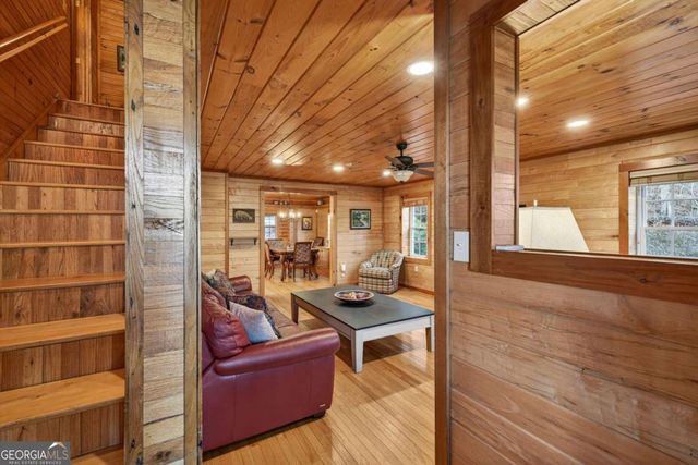 317 Collins Creek Road, Hiawassee, GA 30546