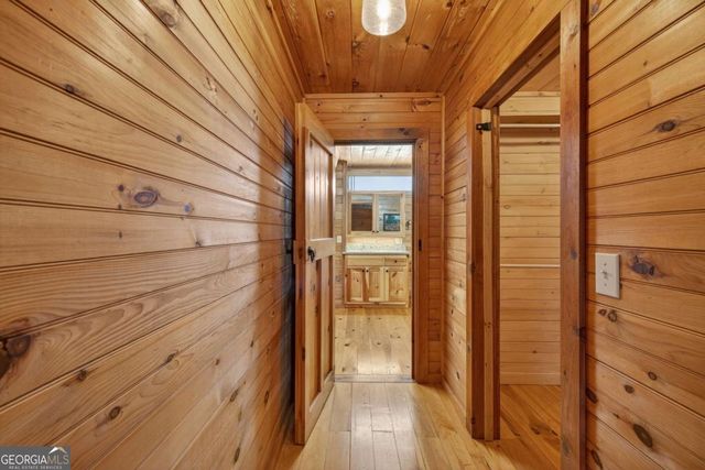 317 Collins Creek Road, Hiawassee, GA 30546