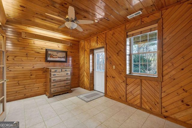 317 Collins Creek Road, Hiawassee, GA 30546