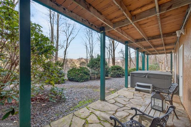 317 Collins Creek Road, Hiawassee, GA 30546