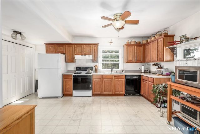 199 Berkshire Road, Newtown, CT 06482