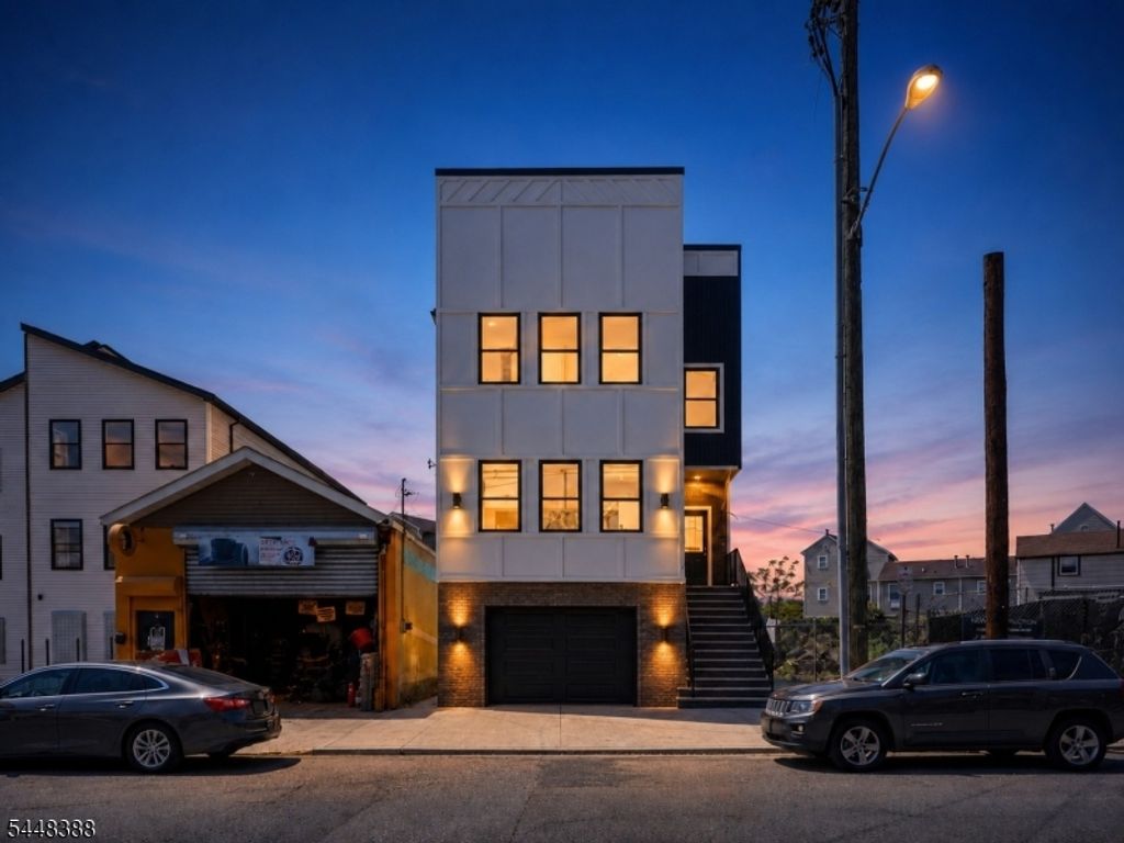 54 Pennsylvania Ave, Newark City, NJ 07114 — exterior