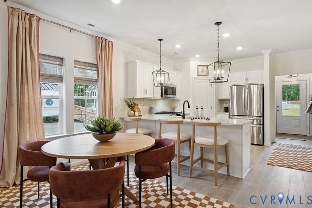 6468 Quinlynn Pl, Chesterfield, VA 23112