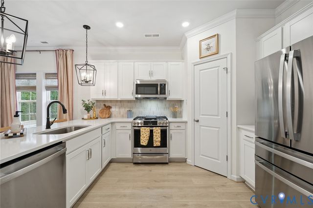 6468 Quinlynn Pl, Chesterfield, VA 23112