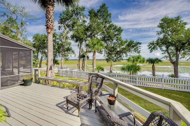 2251 Sutherland Bluff Drive NE, Townsend, GA 31331