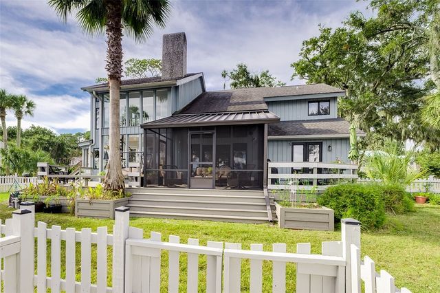 2251 Sutherland Bluff Drive NE, Townsend, GA 31331