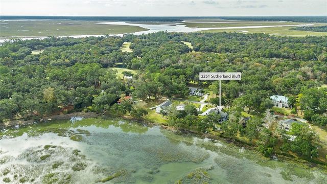 2251 Sutherland Bluff Drive NE, Townsend, GA 31331