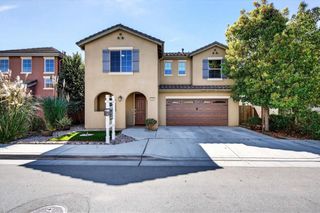 301 Slate Avenue, Hollister, CA 95023