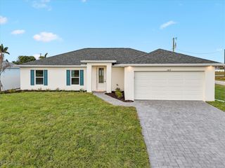 1017 NW 13th TER, Cape Coral, FL 33993