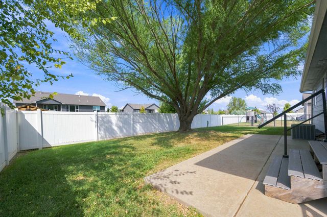 1535 N Kentucky Ln, Wichita, KS 67235