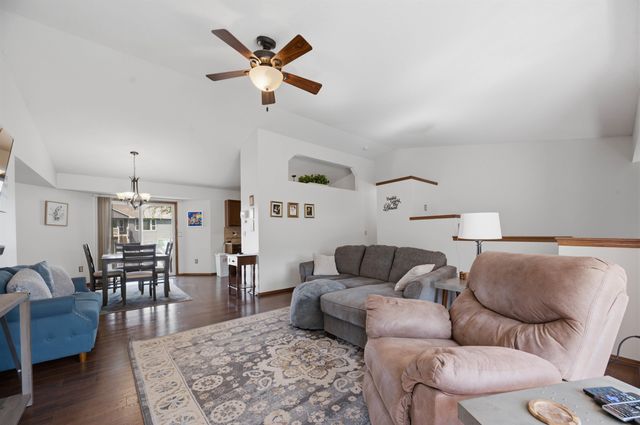 1535 N Kentucky Ln, Wichita, KS 67235