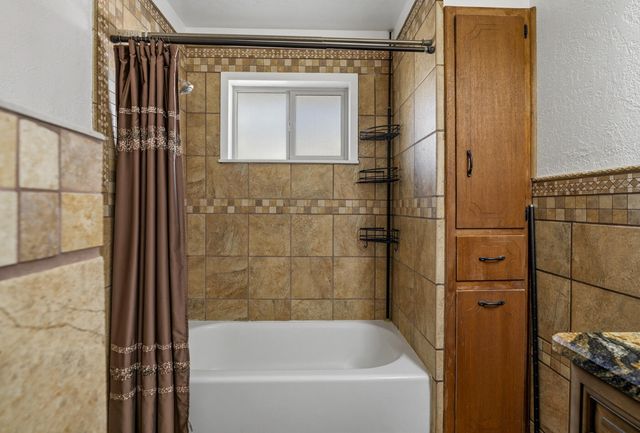 2949 Wisconsin Street NE, Albuquerque, NM 87110