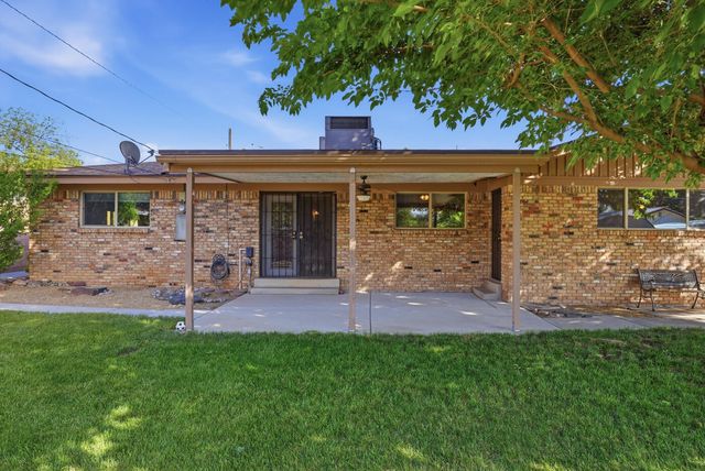2949 Wisconsin Street NE, Albuquerque, NM 87110