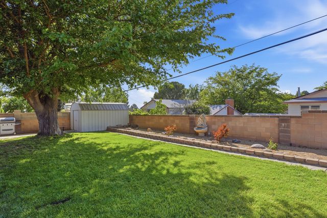 2949 Wisconsin Street NE, Albuquerque, NM 87110