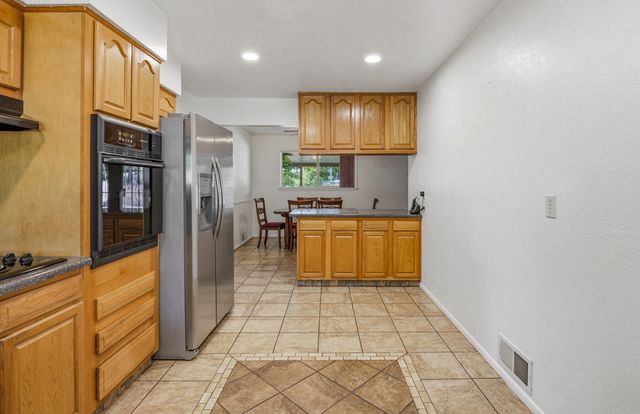 2949 Wisconsin Street NE, Albuquerque, NM 87110