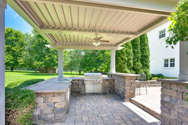 4450 S Carothers Rd, Franklin, TN 37064