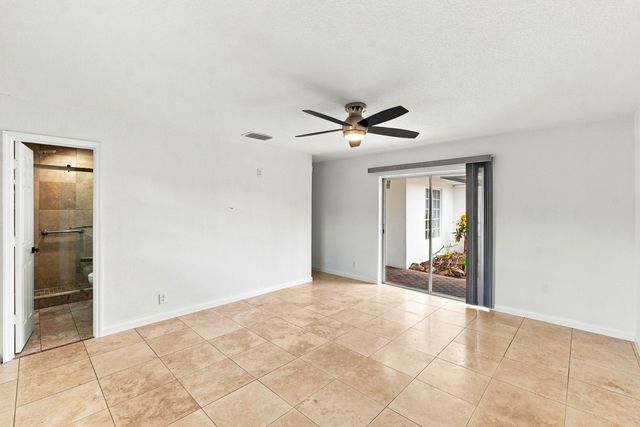 3310 NW 90th Avenue S, Coral Springs, FL 33065