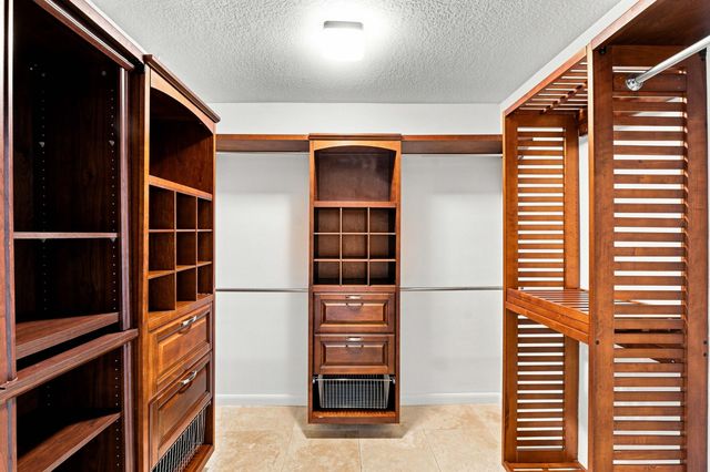 3310 NW 90th Avenue S, Coral Springs, FL 33065