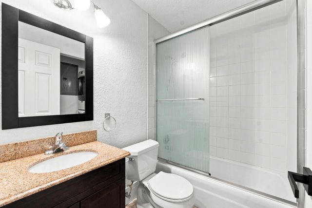 3310 NW 90th Avenue S, Coral Springs, FL 33065