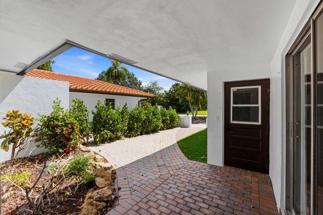 3310 NW 90th Avenue S, Coral Springs, FL 33065
