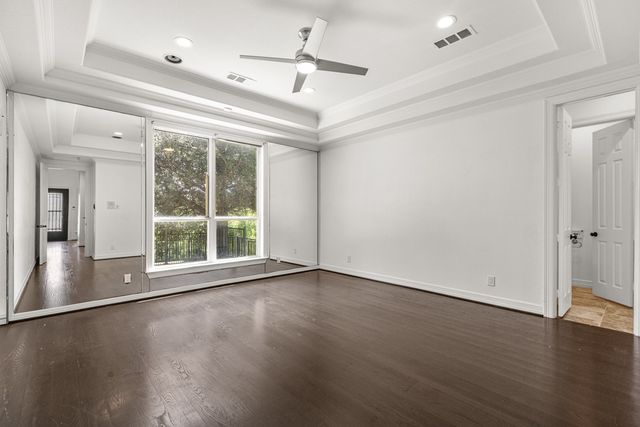 902 Saint George Place, Desoto, TX 75115