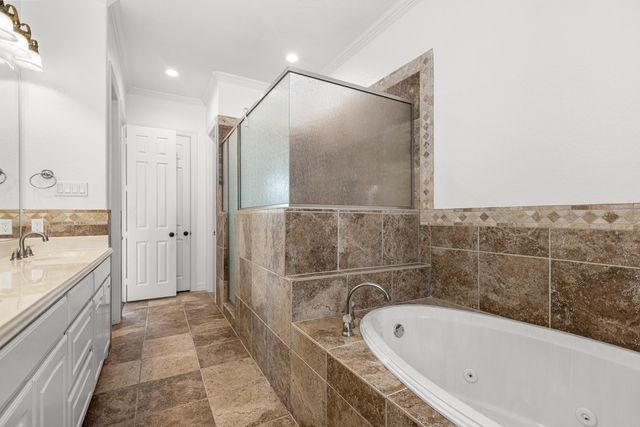 902 Saint George Place, Desoto, TX 75115