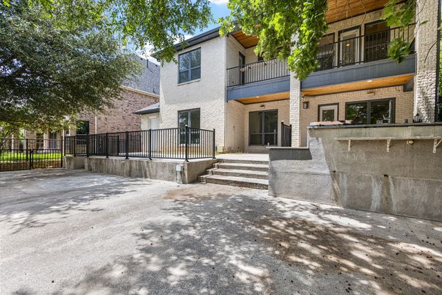 902 Saint George Place, Desoto, TX 75115
