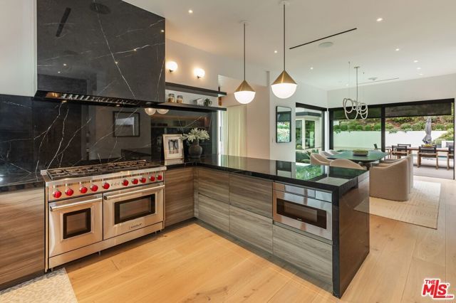 9455 Eden Drive, Beverly Hills, CA 90210