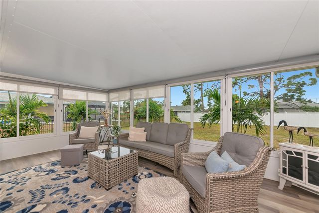 530 S BROADWAY, Englewood, FL 34223