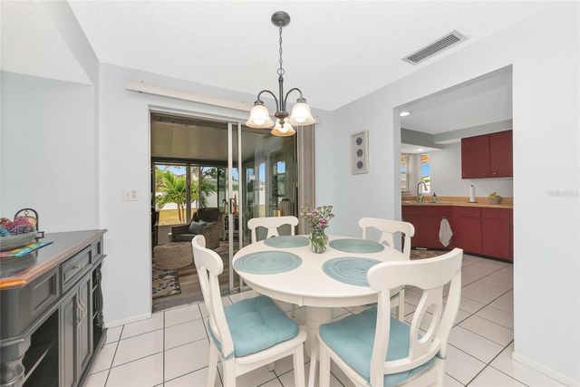 530 S BROADWAY, Englewood, FL 34223