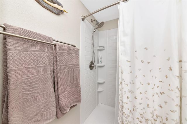 530 S BROADWAY, Englewood, FL 34223