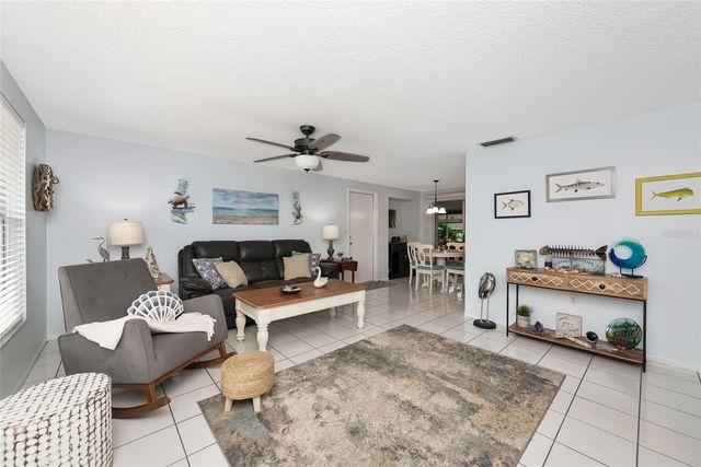 530 S BROADWAY, Englewood, FL 34223