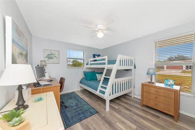 530 S BROADWAY, Englewood, FL 34223