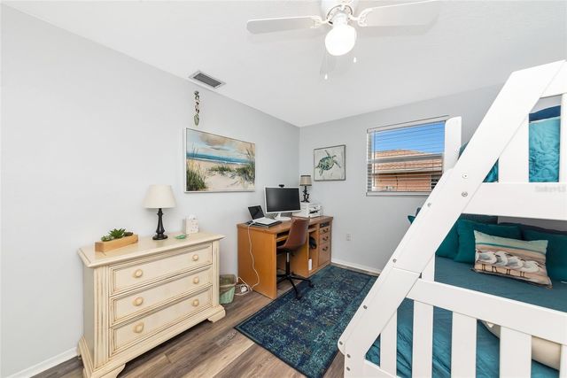 530 S BROADWAY, Englewood, FL 34223