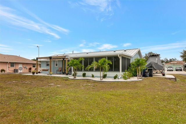 530 S BROADWAY, Englewood, FL 34223