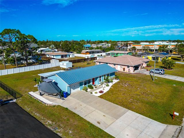 530 S BROADWAY, Englewood, FL 34223