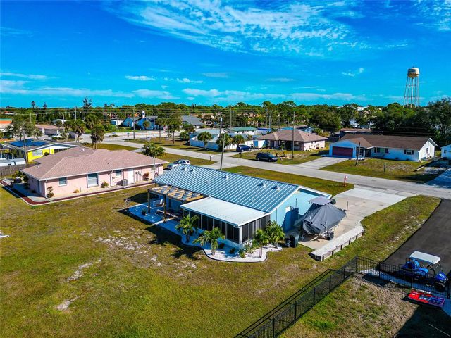 530 S BROADWAY, Englewood, FL 34223