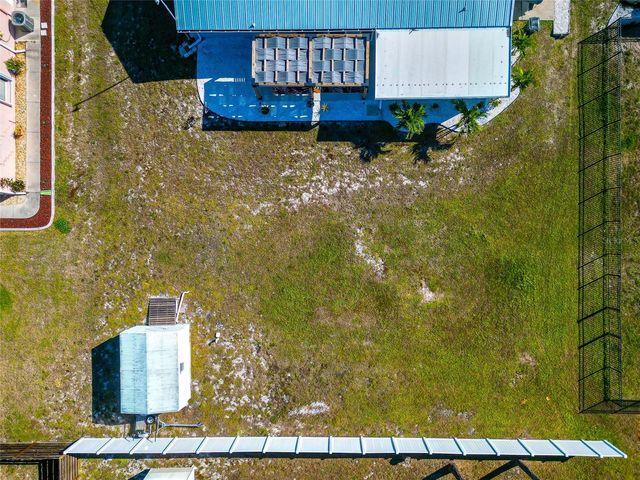 530 S BROADWAY, Englewood, FL 34223