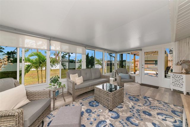 530 S BROADWAY, Englewood, FL 34223