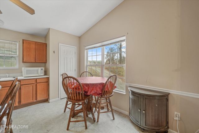 708 Water Oak Drive, Seymour, TN 37865