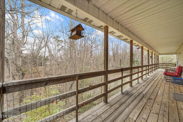 708 Water Oak Drive, Seymour, TN 37865