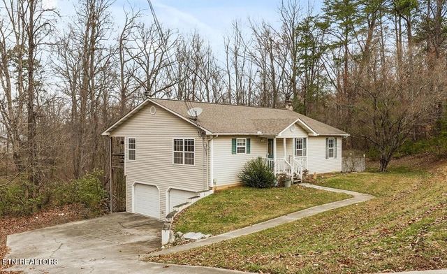 708 Water Oak Drive, Seymour, TN 37865