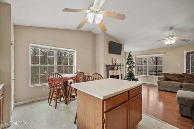 708 Water Oak Drive, Seymour, TN 37865