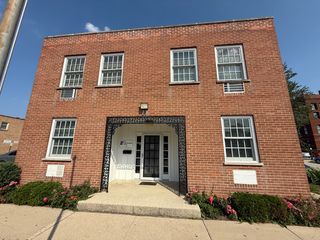 23 S 4th Street, Geneva, IL 60134