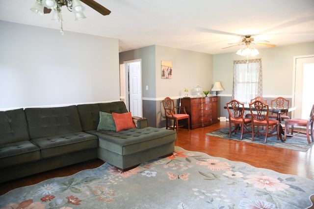 3804 Old Clarksville Pike, Clarksville, TN 37043