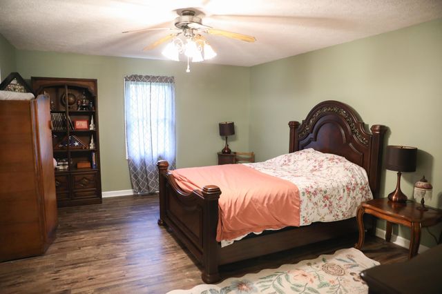 3804 Old Clarksville Pike, Clarksville, TN 37043