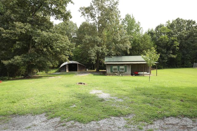 3804 Old Clarksville Pike, Clarksville, TN 37043