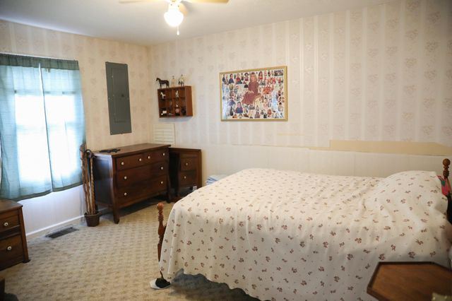 3804 Old Clarksville Pike, Clarksville, TN 37043