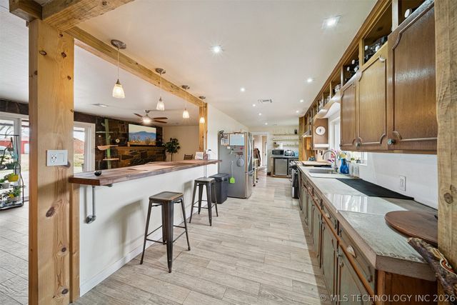 20807 River Bend Drive, Claremore, OK 74019